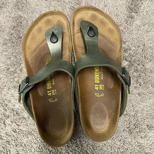 Birkenstock Gizeh Sandals size 10